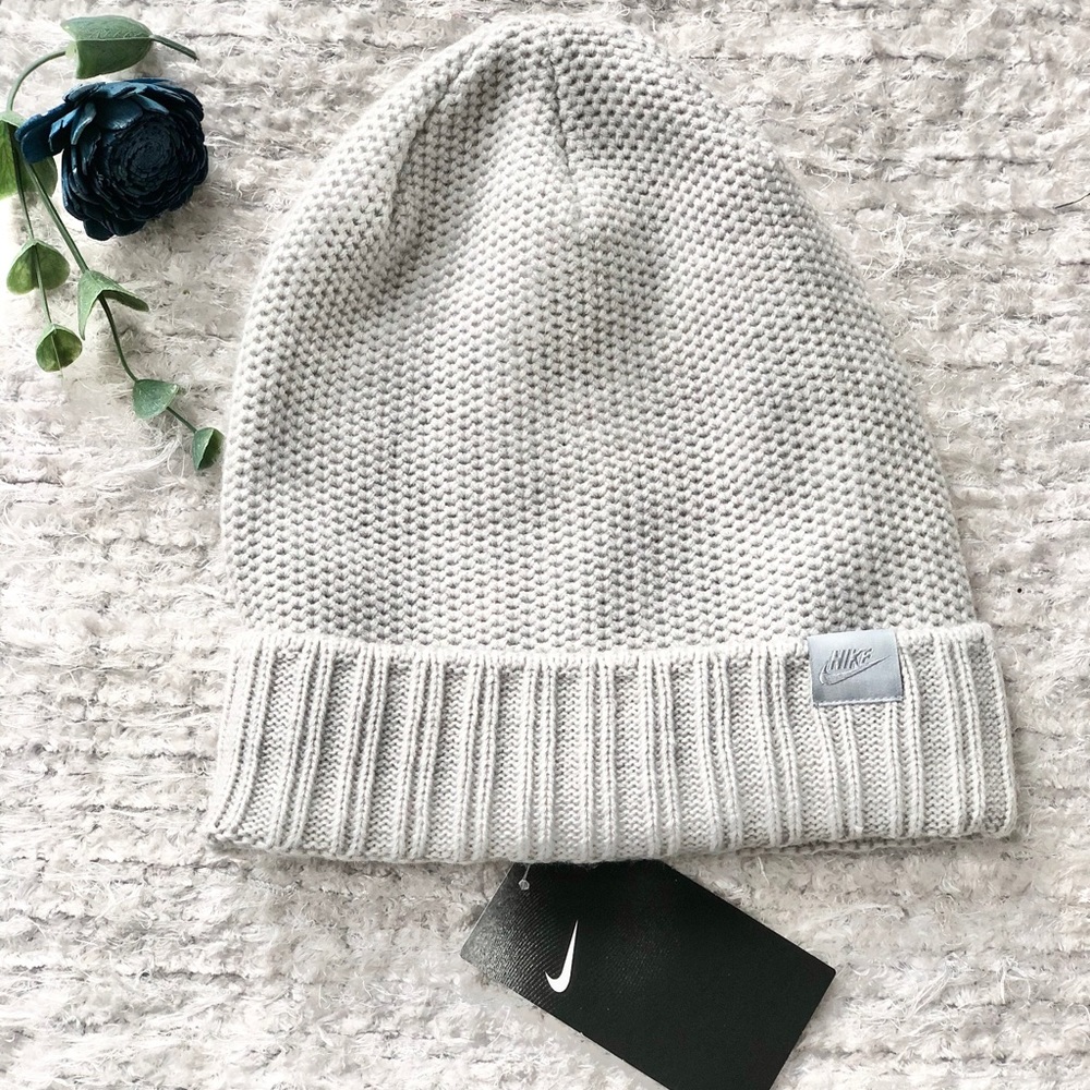 🆕New with tag NIKE hat with logo unisex Light Grey - Picture 2 of 5